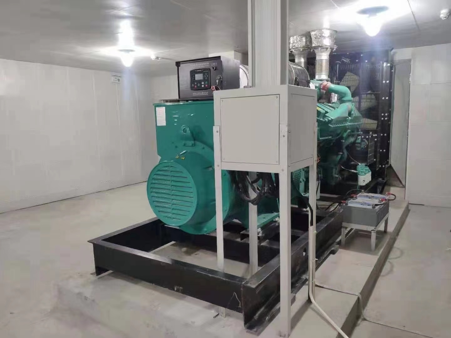 柴油發(fā)電機(jī)組啟動(dòng)時(shí)容易超速可能引起的原因和排除方法